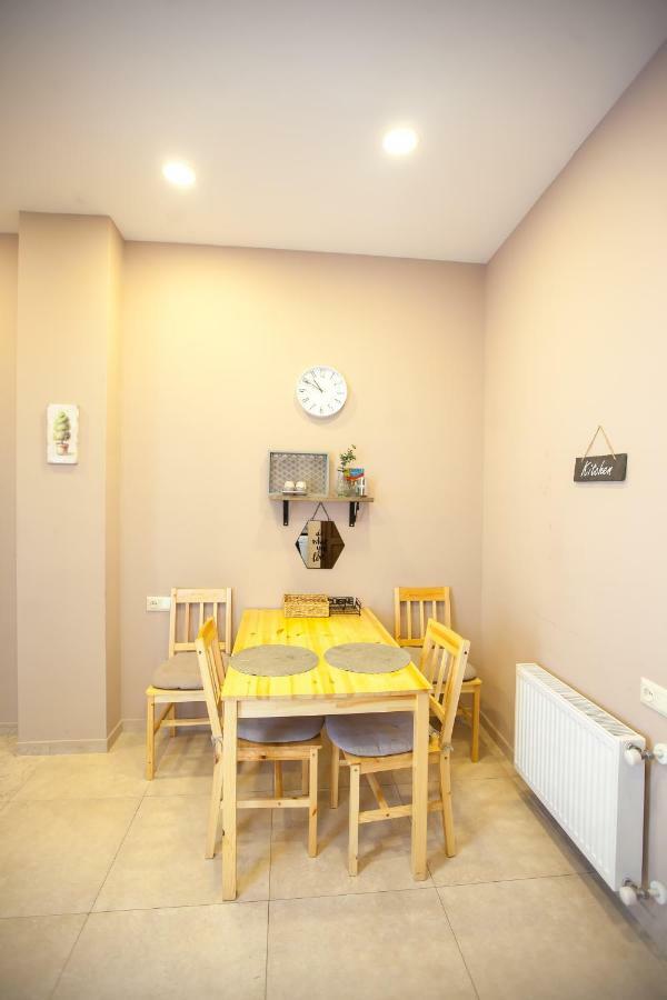 Tbilisi Loa Apartment Exteriör bild